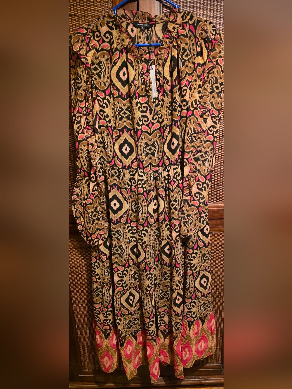 Olivaceous NWT Large PTP 21 Black and Gold Patterned Tiered Skirt Pink Accents - Picture 1 of 4